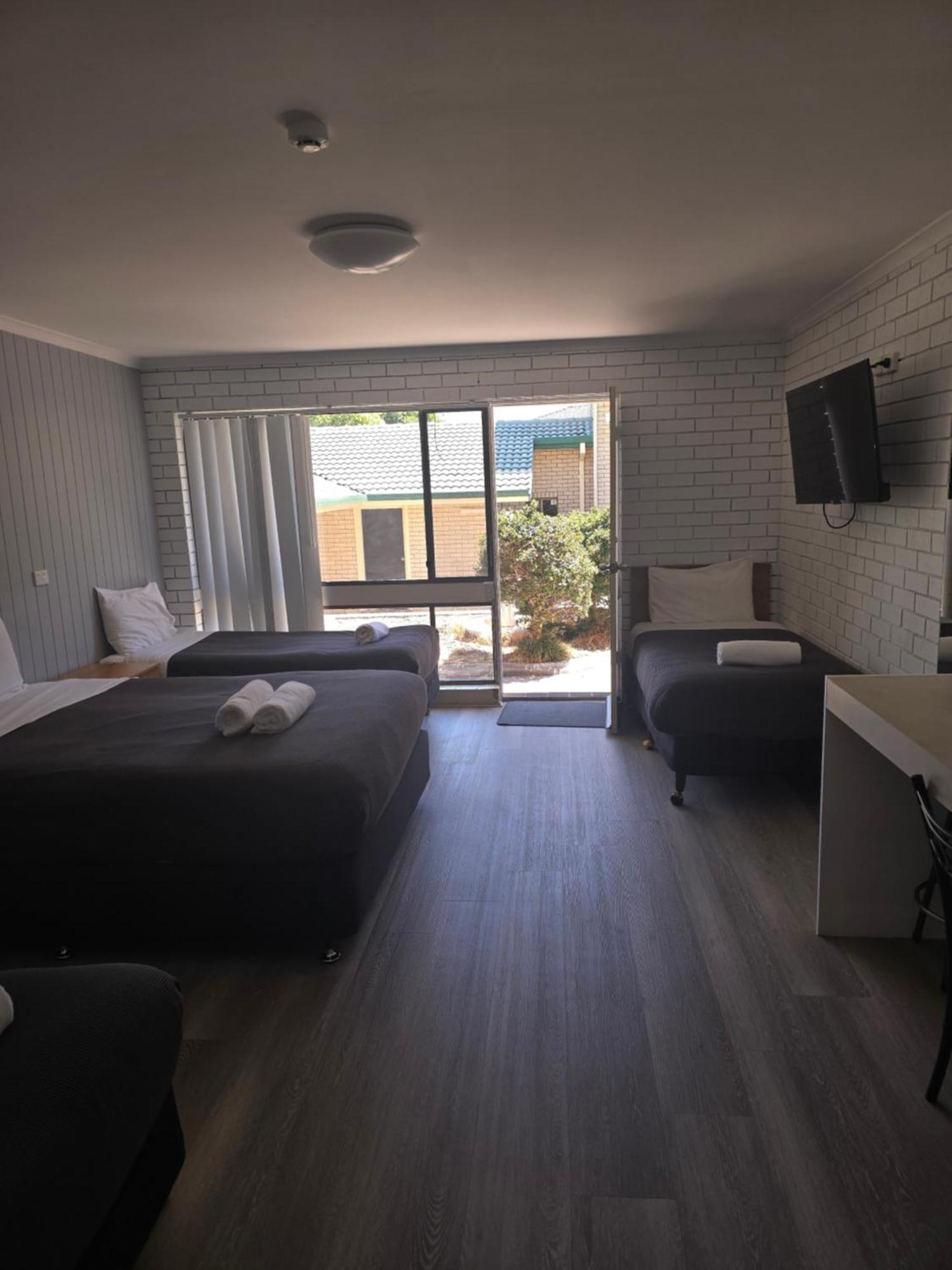 Bega Southtown Motor Inn Esterno foto