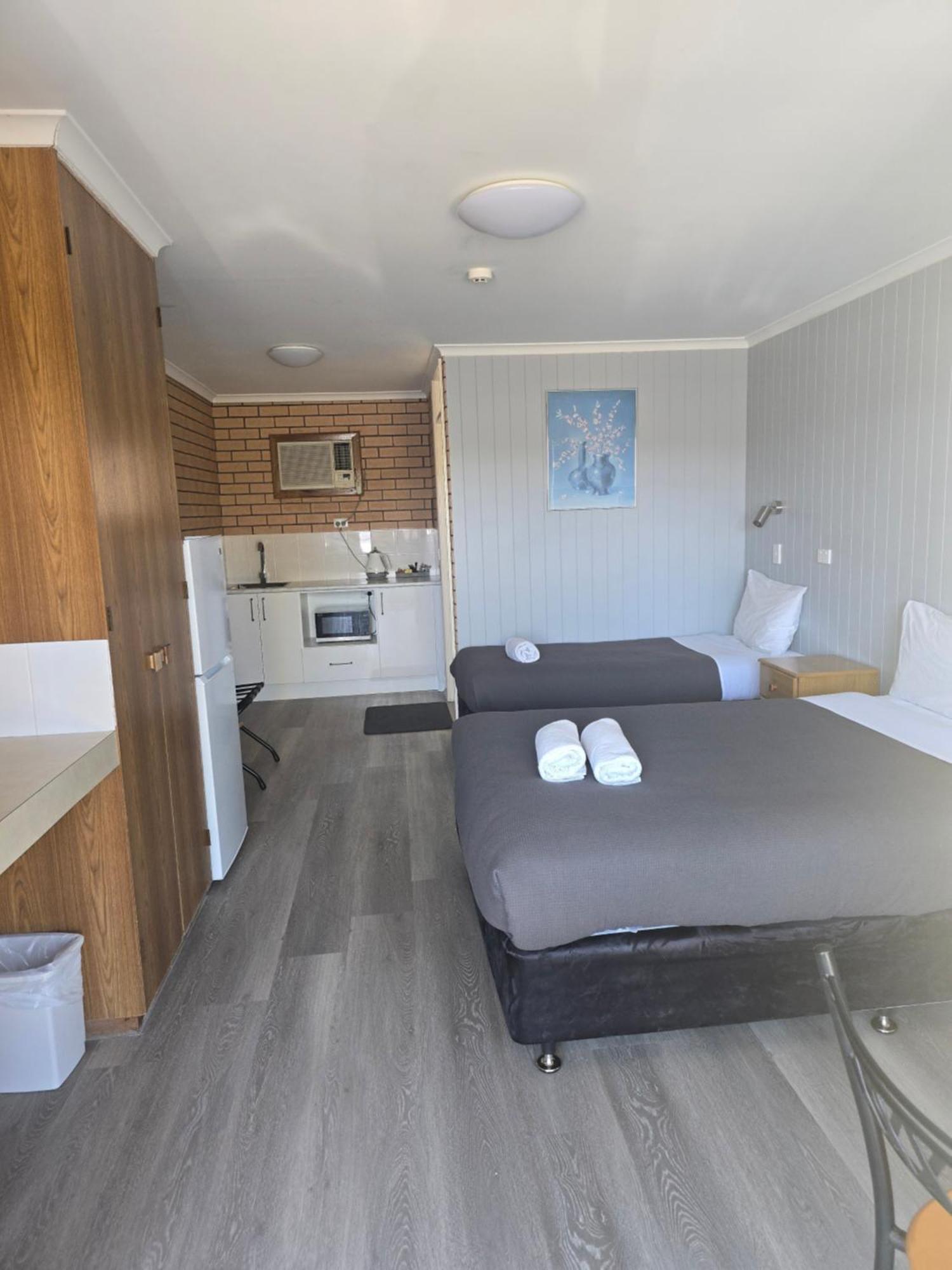 Bega Southtown Motor Inn Esterno foto