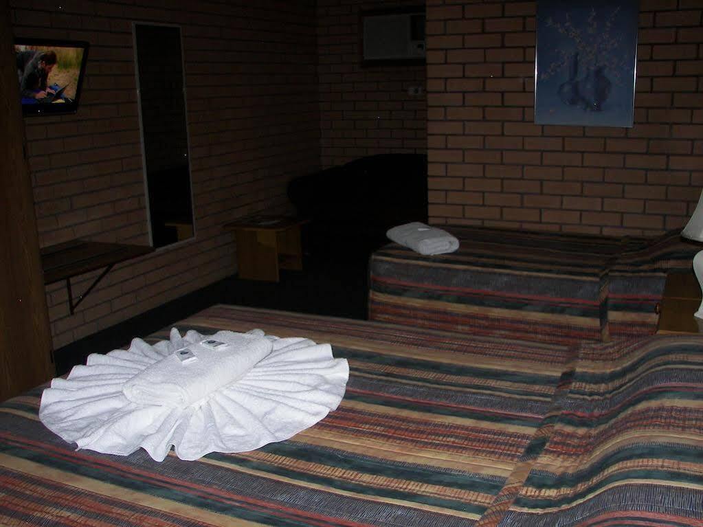 Bega Southtown Motor Inn Esterno foto